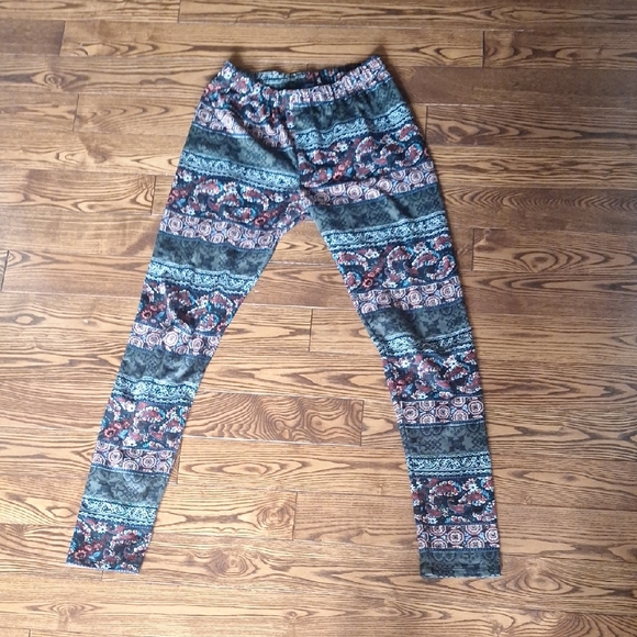 Boho Colorful Patterned Leggings - Picture 2 of 6